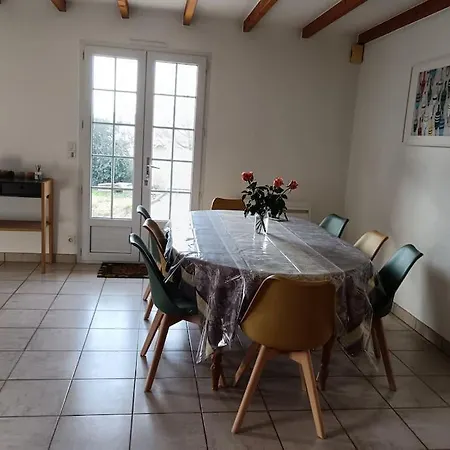 בית נופש Maison 4 Ch*l'aiguillon S/